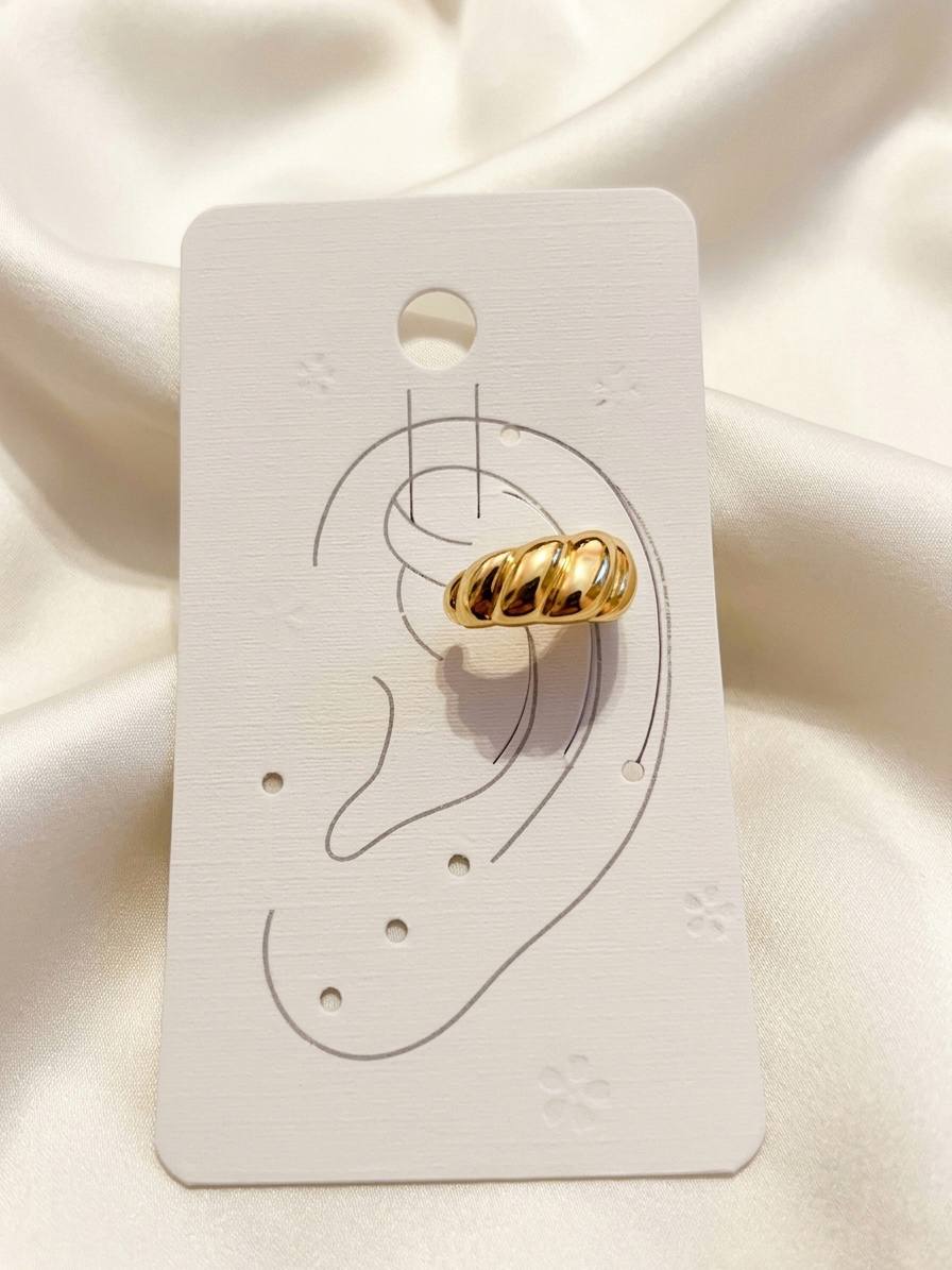earring cuff