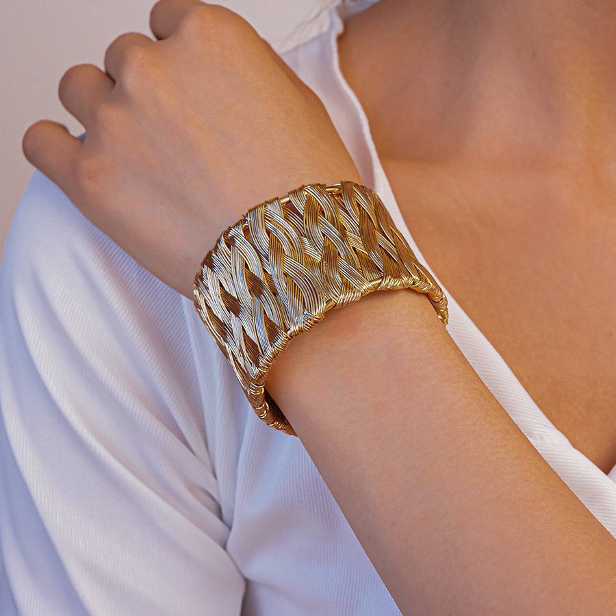 bangle