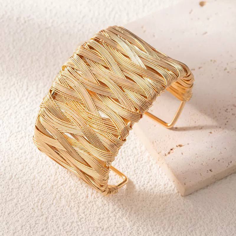 bangle