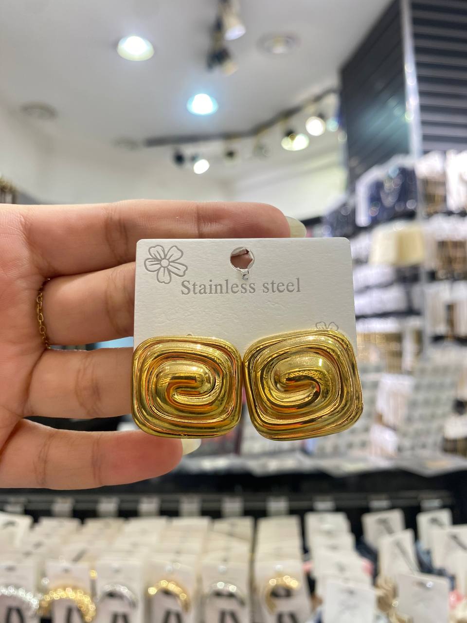 earrings