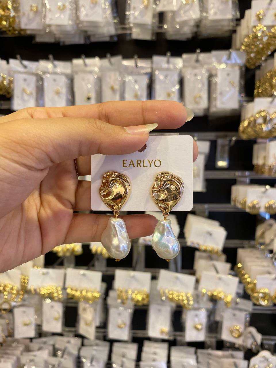 earrings