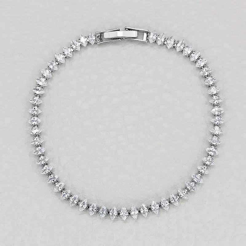tennis bracelet